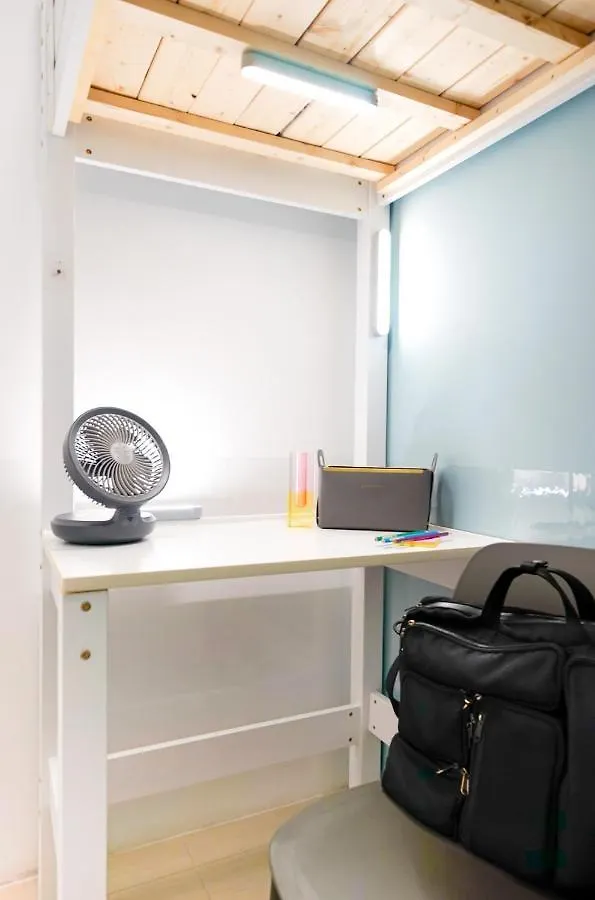 Coliving Space - Hennessy Road 113 Wan Chai Mtr Hong Kong